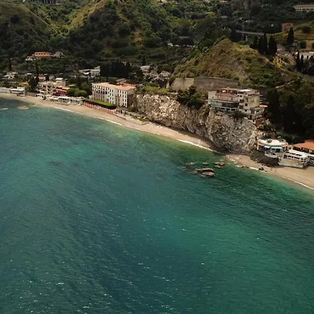 Lejlighed Mare Roccia Beachfront *